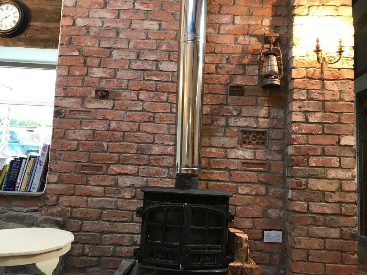 Tracey'S Farmhouse Cottage Belfast Eksteriør bilde